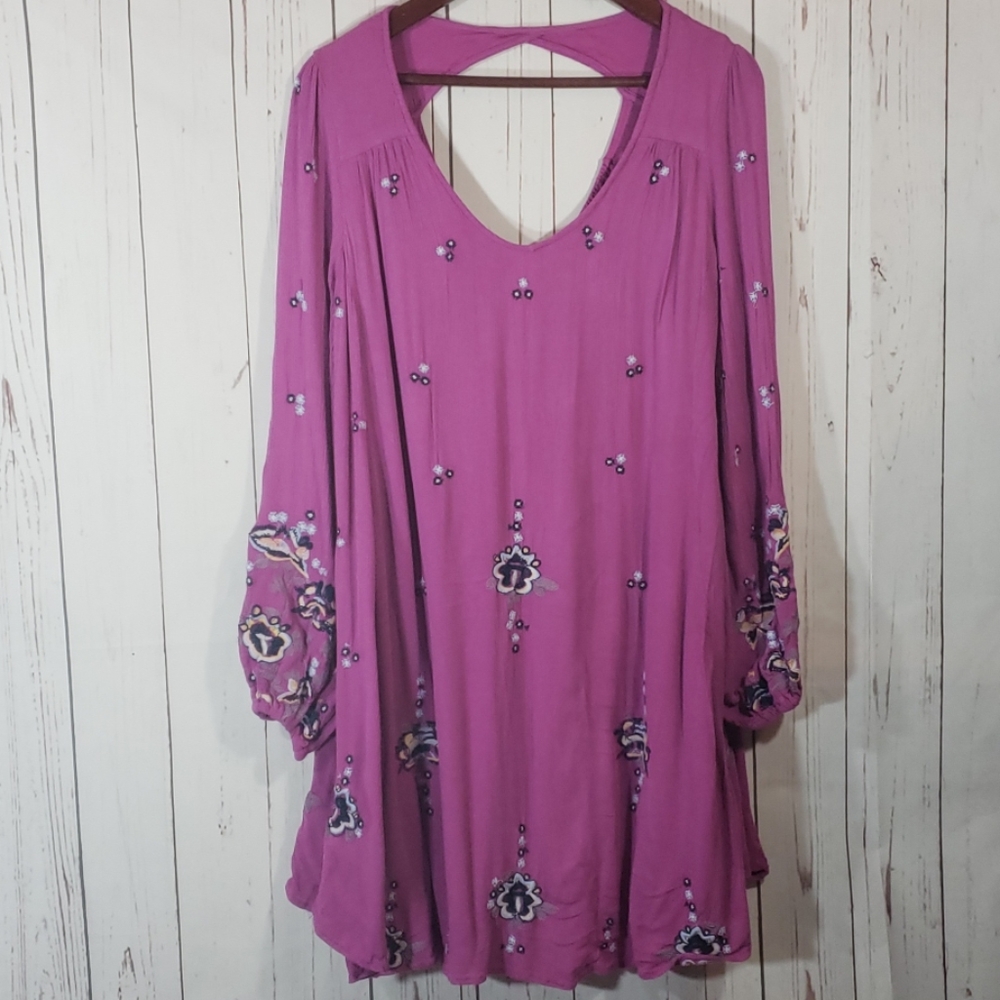 Free people purple embroidered tunic top Large